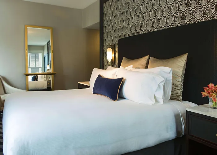 The Allegro Royal Sonesta Loop
