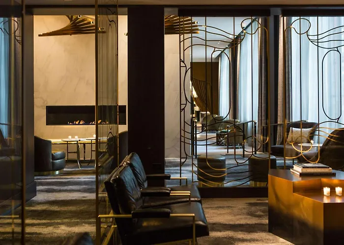 The Allegro Royal Sonesta Loop Hotel
