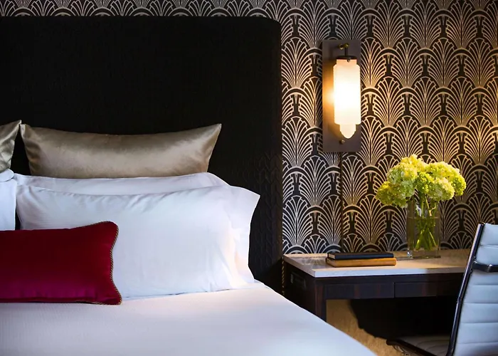 The Allegro Royal Sonesta Loop